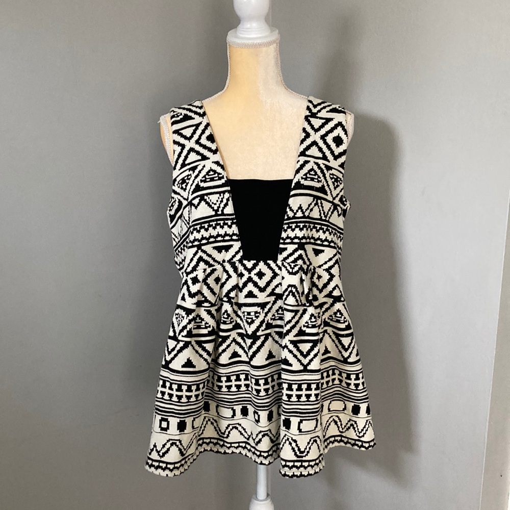 Pea in the Pod Maternity Sleeveless Top
